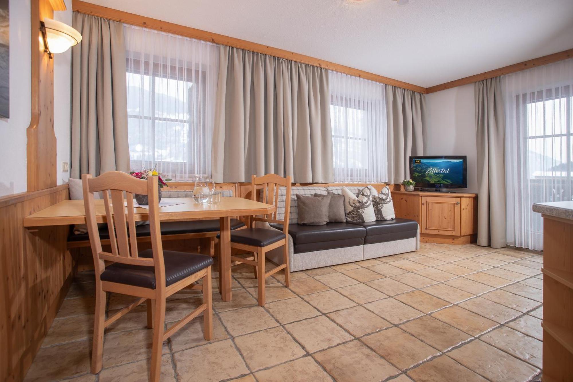Brixnerhof Im Zillertal Hotel ชลิทเทอร์ส ภายนอก รูปภาพ
