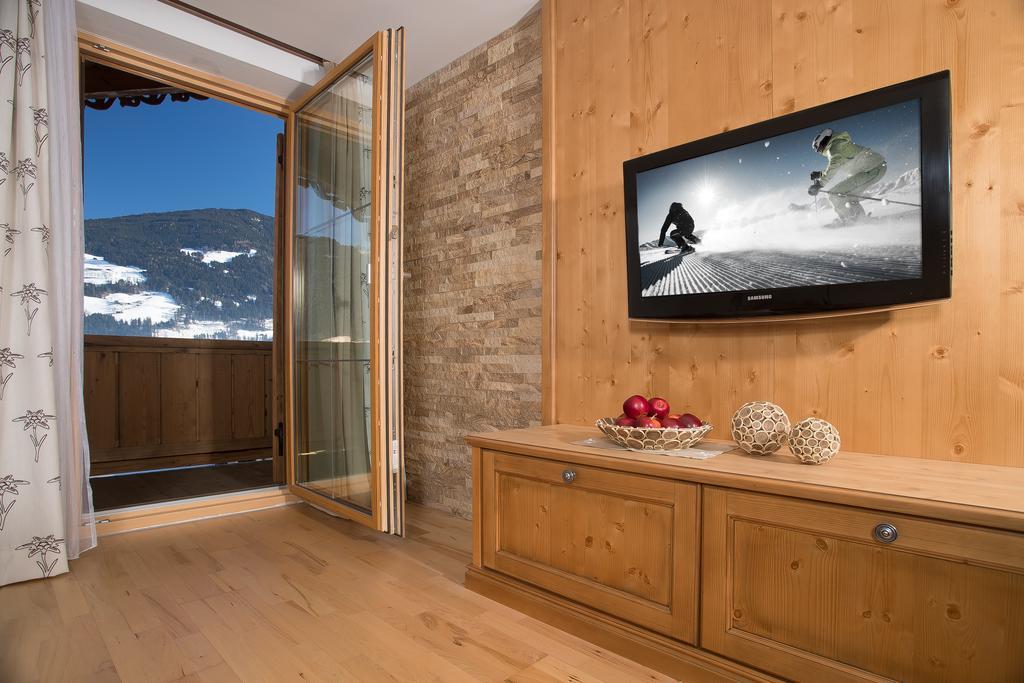 Brixnerhof Im Zillertal Hotel ชลิทเทอร์ส ภายนอก รูปภาพ
